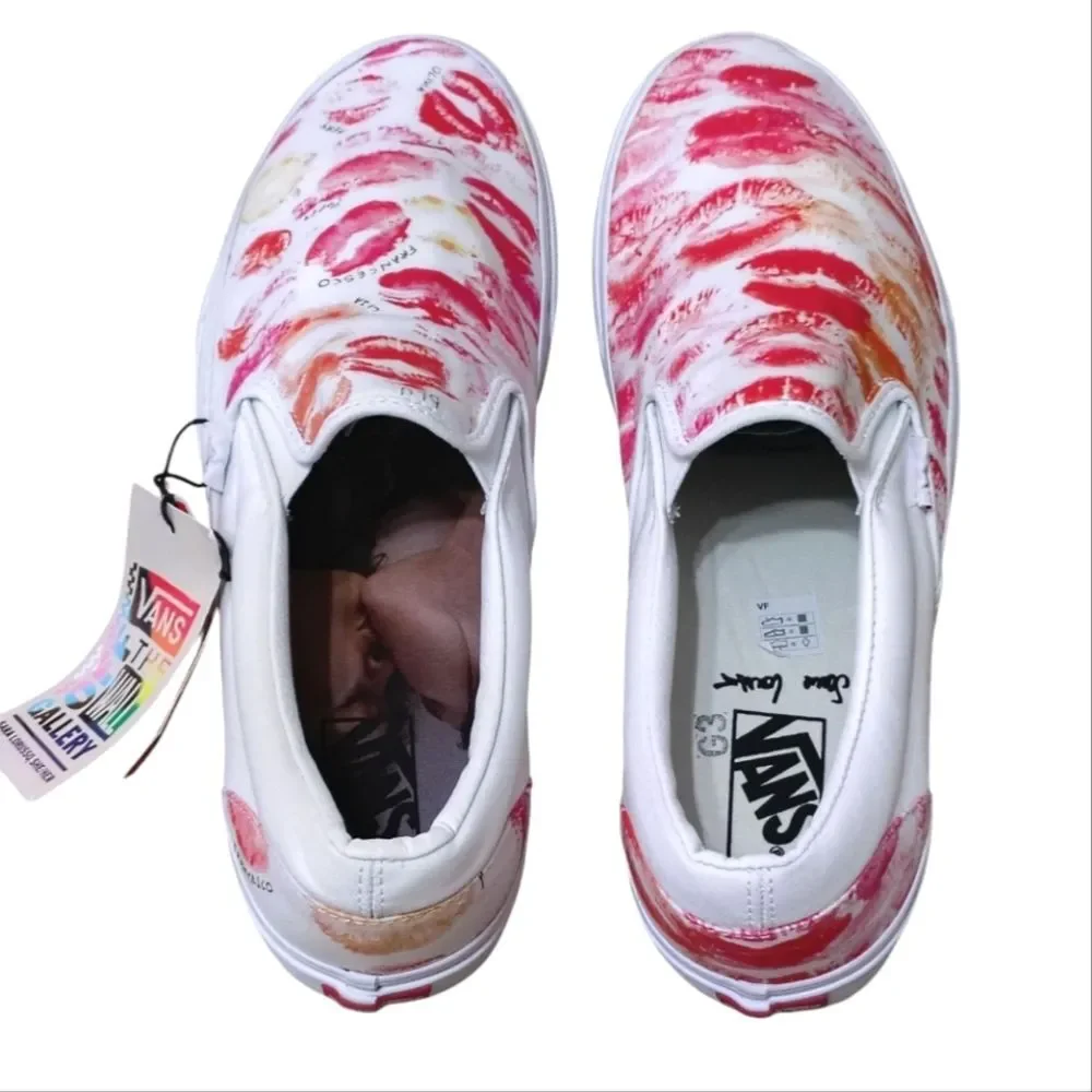 NWT Sara Lorusso Gallery Vans Pride Classic Slip Ons Kiss Lips Size 12